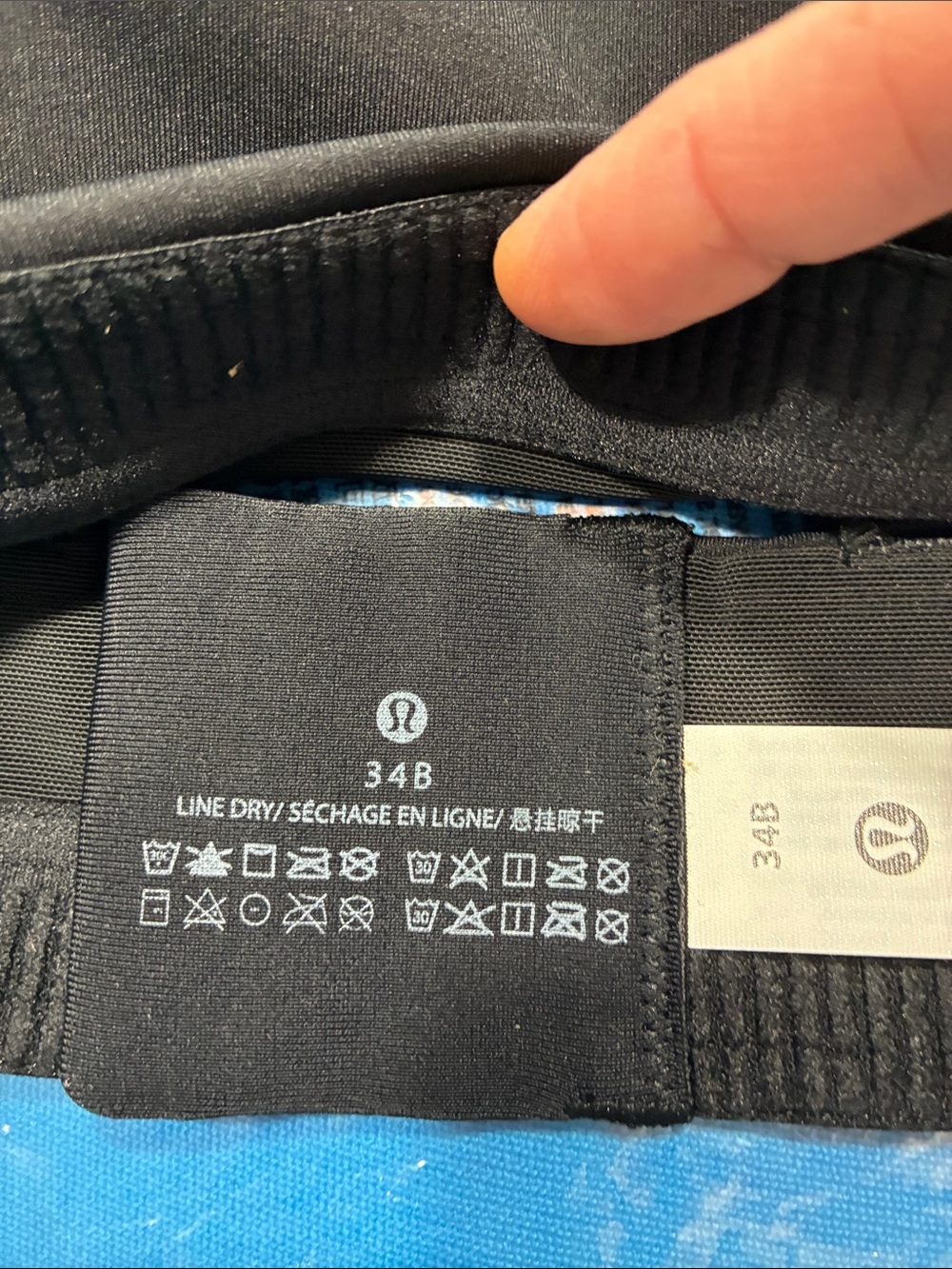 *Brand New* lululemon-  Black Energy High Support Sports Bra - Size 34B- NWT - Picture 7 of 14